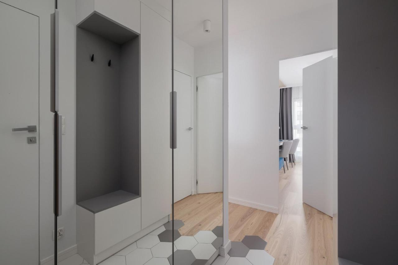 Vetulaniego Apartment With Air Conditioning & Parking By Renters Prestige Cracovia Esterno foto