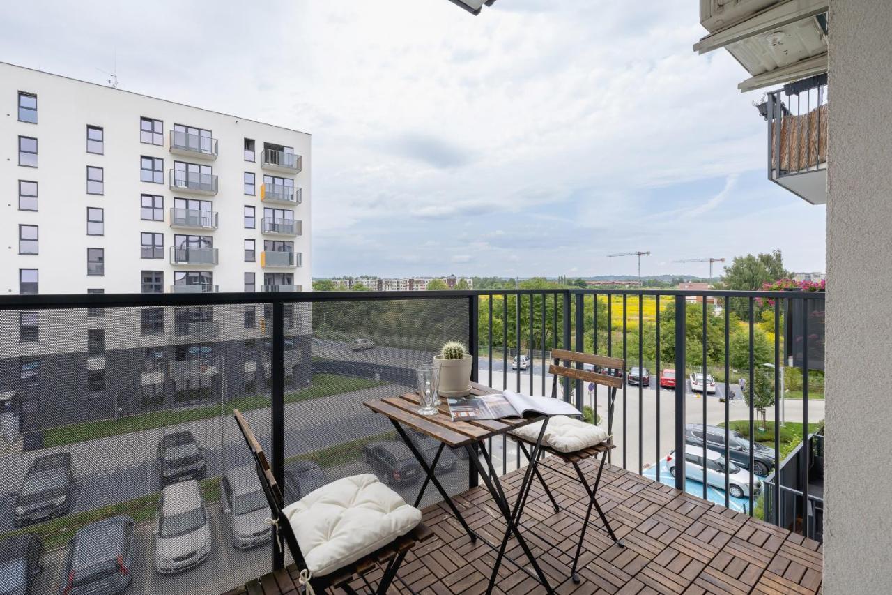 Vetulaniego Apartment With Air Conditioning & Parking By Renters Prestige Cracovia Esterno foto